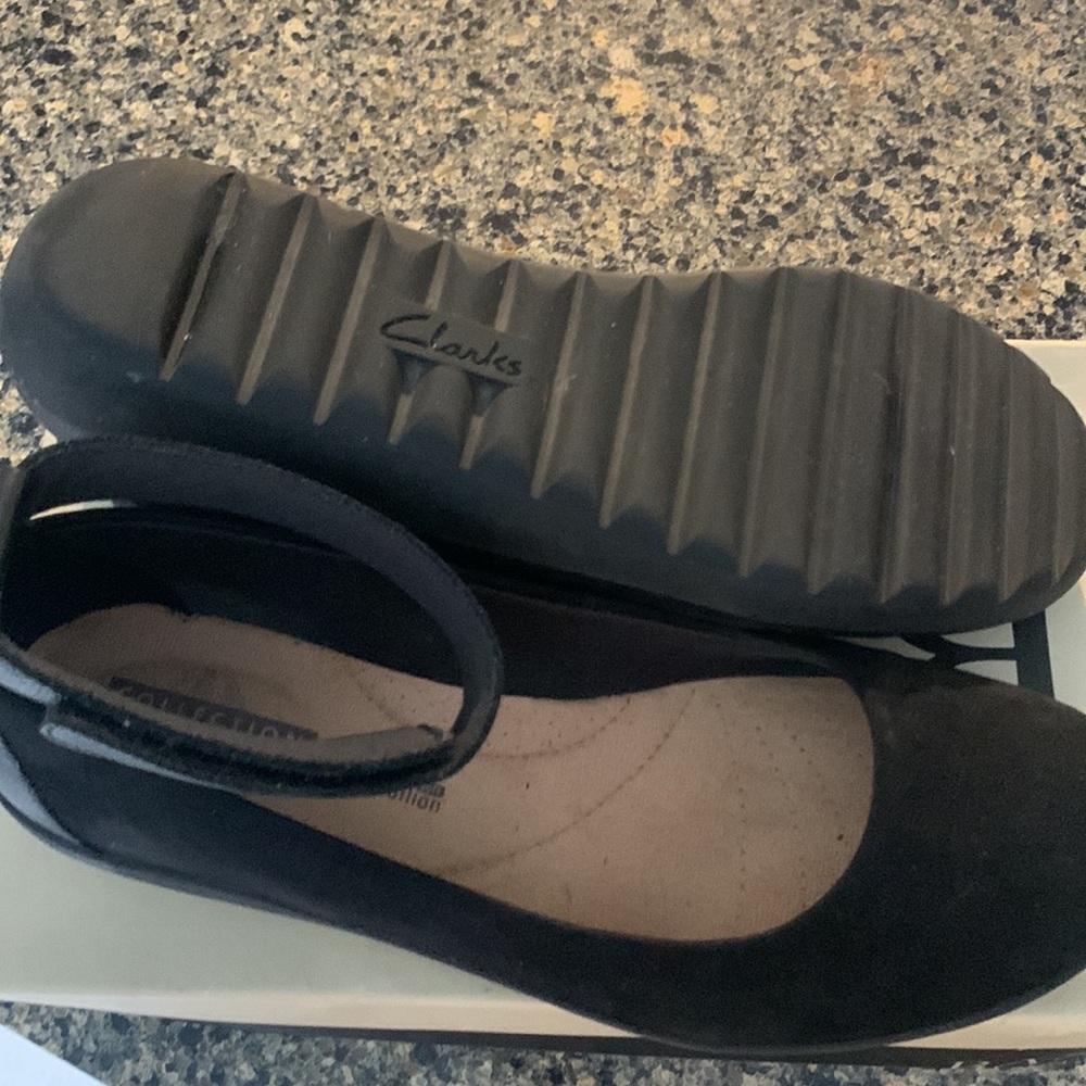 Black suede and leather women’s Clark shoes with Velcro ankle strap 10M - Picture 2 of 4